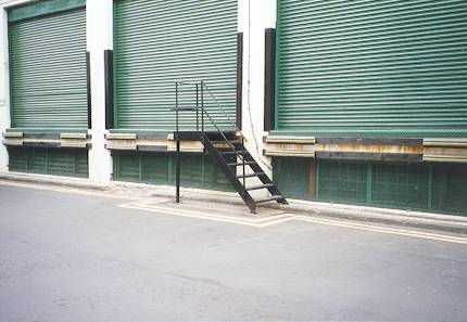 Scene de Miller's Court